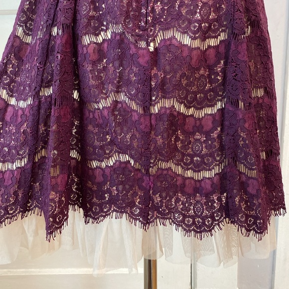 Francesca’s Collection Burgundy Lace Overlay and Tulle Bottom Dress, Size M - Picture 8 of 16